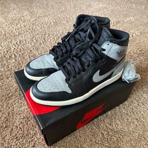 Jordan 1 Shadow